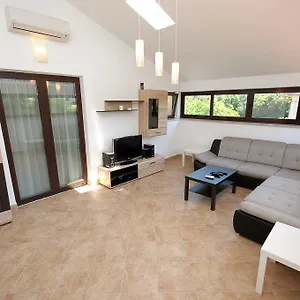  Apartment Apartament Vv